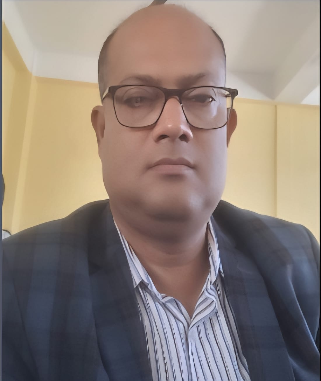 Dr. Mithilesh Chakraborty